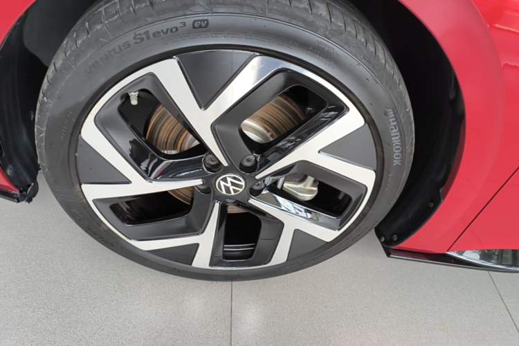 Used Volkswagen ID.3 2026 Smart Edition Advanced Intelligent GTX Kit Model Left Front Wheel Hub