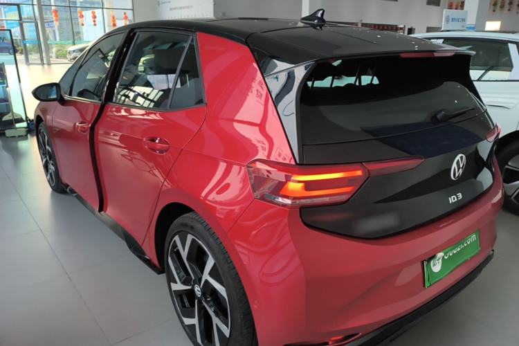 Used Volkswagen ID.3 2026 Smart Edition Advanced Intelligent GTX Kit Model Rear Left 45 Deg