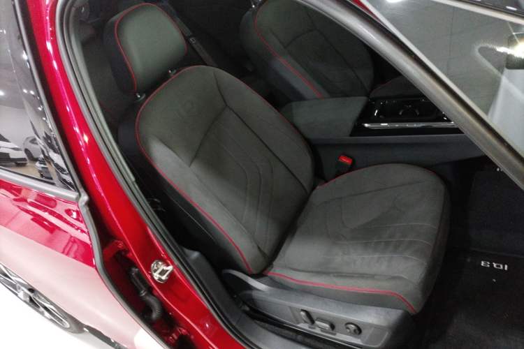 Used Volkswagen ID.3 2026 Smart Edition Advanced Intelligent GTX Kit Model Right Front Seat