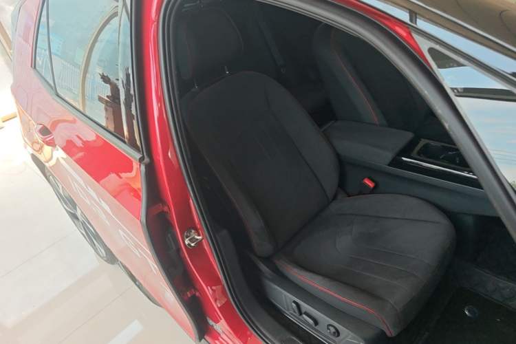 Used Volkswagen ID.3 2026 Smart Edition Advanced Intelligent GTX Kit Model Right Front Seat