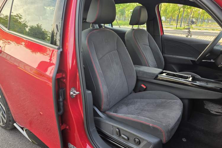 Used Volkswagen ID.3 2026 Smart Edition Advanced Intelligent GTX Kit Model Right Front Seat
