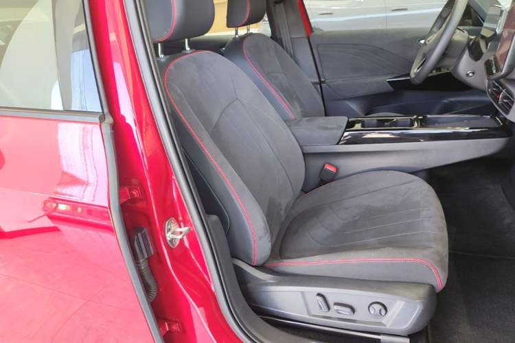 Used Volkswagen ID.3 2026 Smart Edition Advanced Intelligent GTX Kit Model Right Front Seat