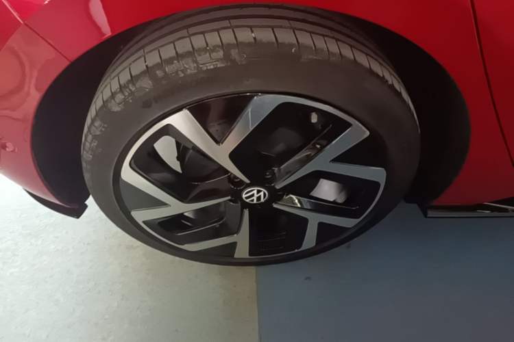 Used Volkswagen ID.3 2026 Smart Edition Advanced Intelligent GTX Kit Model Right Rear Wheel Hub