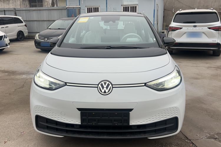 Used Volkswagen ID.3 2026 Model Smart Edition Outstanding Version Exterior 1