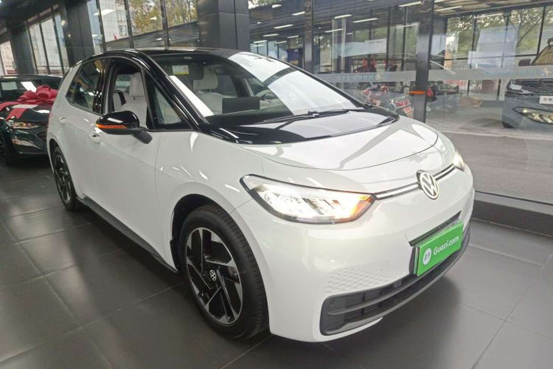 Used Volkswagen ID.3 2026 Model Smart Edition Outstanding Version Exterior 2