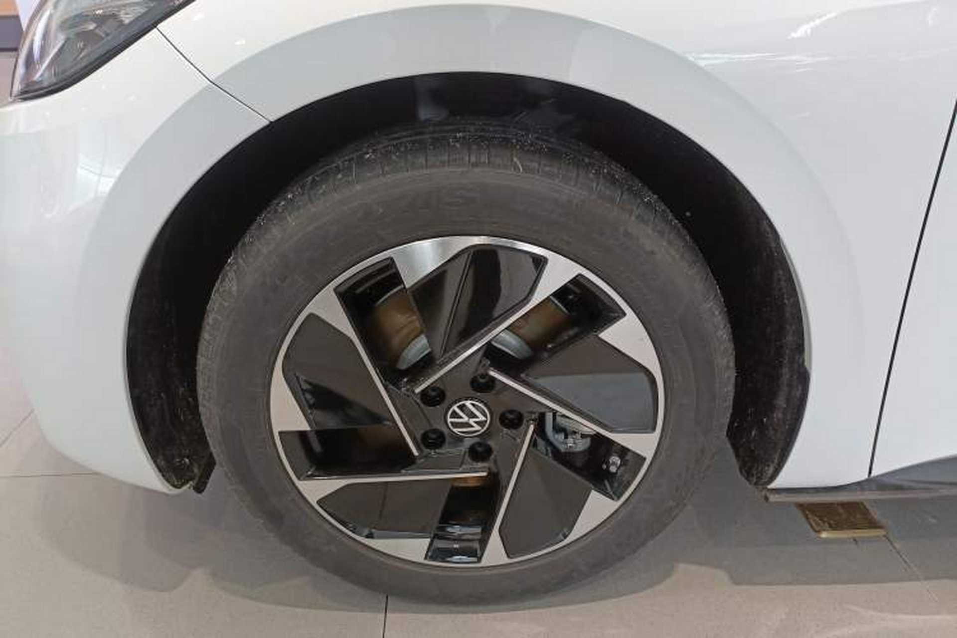 Used Volkswagen ID.3 2026 Model Smart Edition Outstanding Version Exterior 4