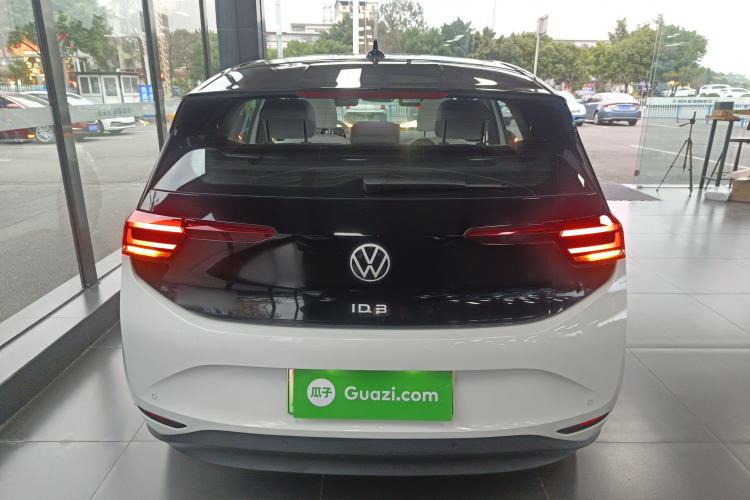Used Volkswagen ID.3 2026 Model Smart Edition Outstanding Version Exterior 4