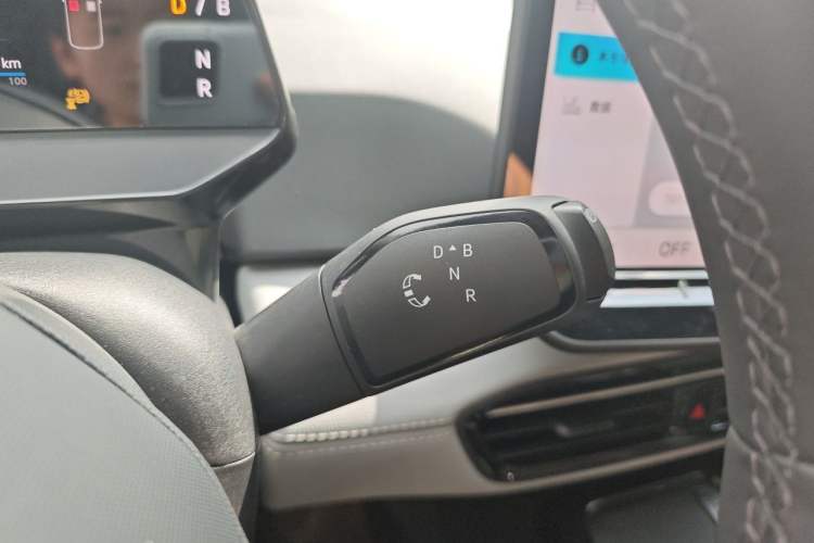 Used Volkswagen ID.3 2026 Model Smart Edition Outstanding Version Gear Lever
