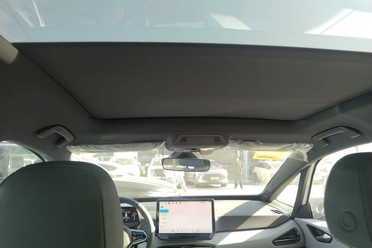 Used Volkswagen ID.3 2026 Model Smart Edition Outstanding Version Headliner