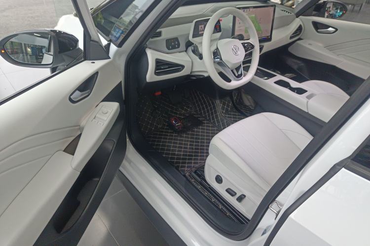 Used Volkswagen ID.3 2026 Model Smart Edition Outstanding Version Interior 3
