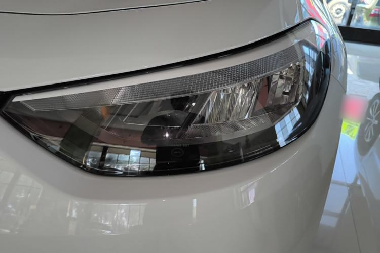 Used Volkswagen ID.3 2026 Model Smart Edition Outstanding Version Left Front Headlight