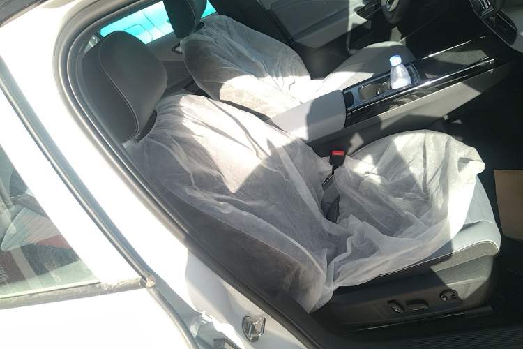 Used Volkswagen ID.3 2026 Model Smart Edition Outstanding Version Right Front Seat