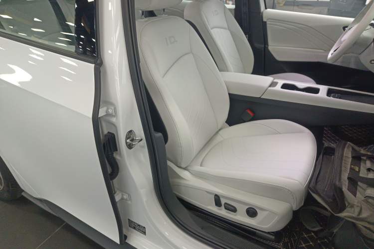 Used Volkswagen ID.3 2026 Model Smart Edition Outstanding Version Right Front Seat