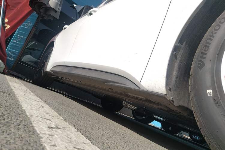 Used Volkswagen ID.3 2026 Model Smart Edition Outstanding Version Right Side Sill
