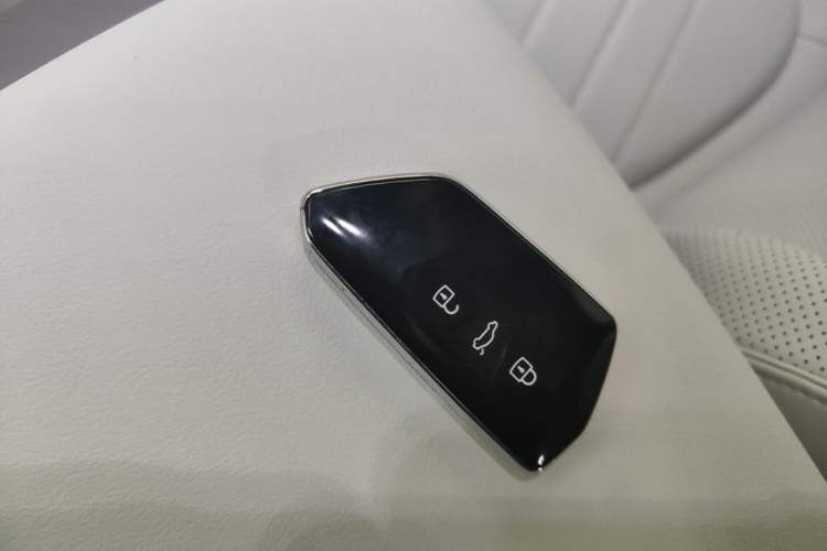 Used Volkswagen ID.3 2026 Model Smart Edition Outstanding Version Vehicle Key