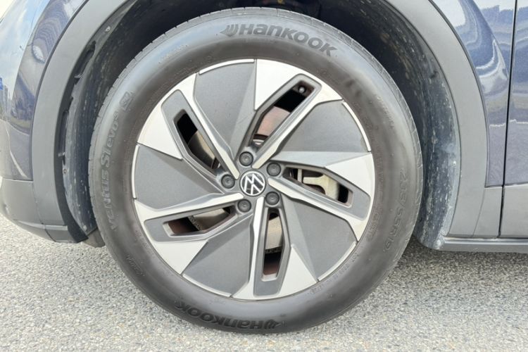 Used Volkswagen ID.4 CROZZ 2024 PURE+ model Exterior 6