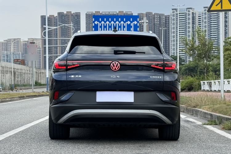 Used Volkswagen ID.4 CROZZ 2024 PURE+ model Exterior 8