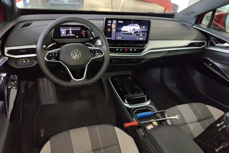 Used Volkswagen ID.4 CROZZ 2021 Long-Range PURE+ Two-Wheel Drive Version Center Console