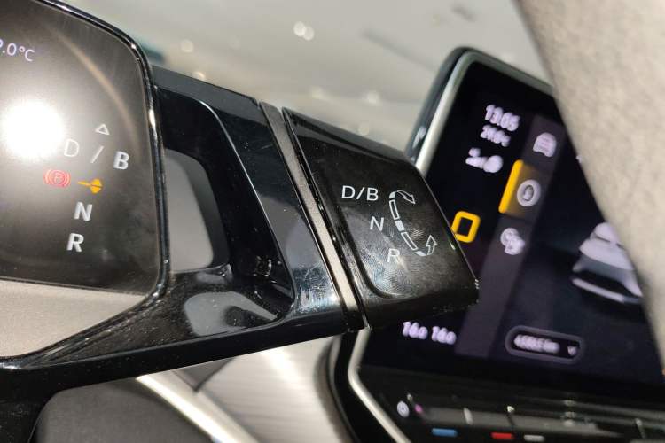 Used Volkswagen ID.4 CROZZ 2021 Long-Range PURE+ Two-Wheel Drive Version Gear Lever