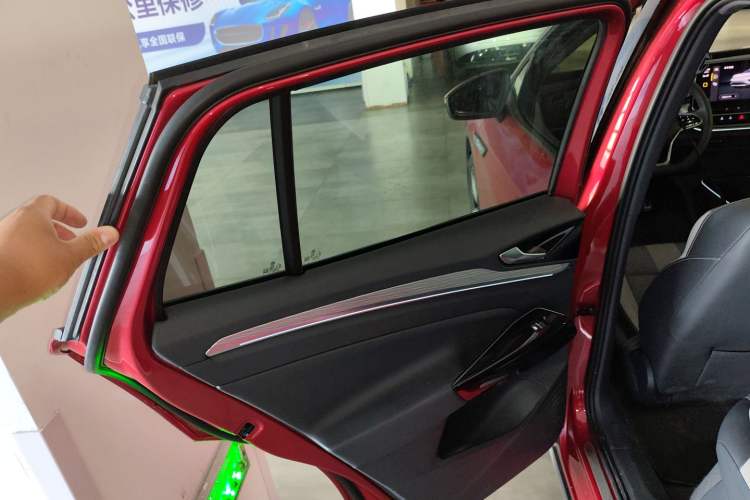Used Volkswagen ID.4 CROZZ 2021 Long-Range PURE+ Two-Wheel Drive Version Left Rear Door Interior
