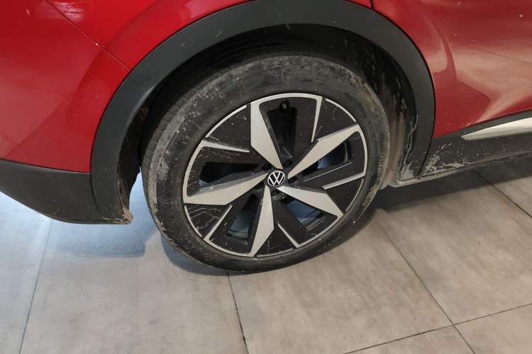 Used Volkswagen ID.4 CROZZ 2021 Long-Range PURE+ Two-Wheel Drive Version Right Rear Wheel Hub