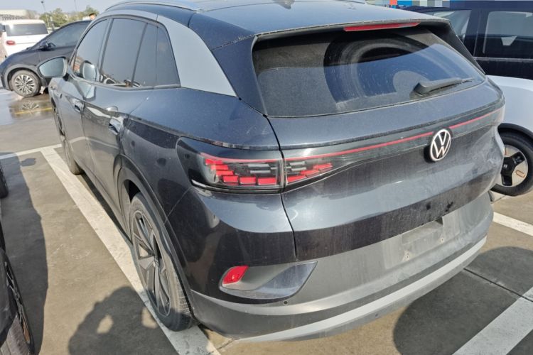 Used Volkswagen ID.4 CROZZ 2021 Long-Range PRO Two-Wheel Drive Version Exterior 3