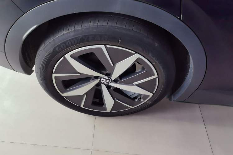 Used Volkswagen ID.4 CROZZ 2021 Long-Range Lite PRO Two-Wheel Drive Version Exterior 8