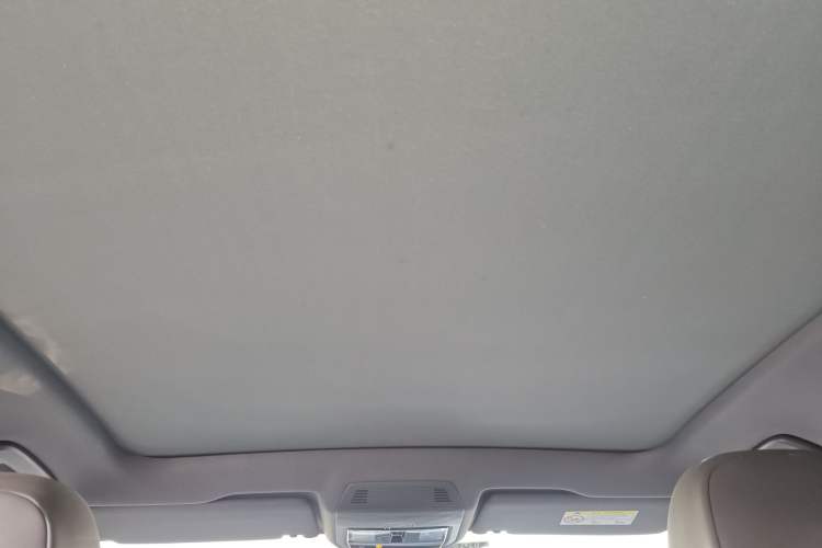 Used Volkswagen ID.4 CROZZ 2021 Long-Range PRO Two-Wheel Drive Version Headliner