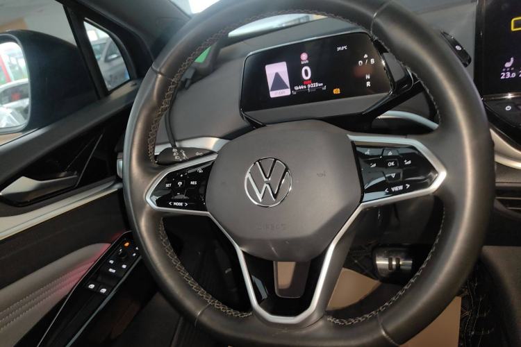 Used Volkswagen ID.4 CROZZ 2021 Long-Range PRO Two-Wheel Drive Version Steering Wheel