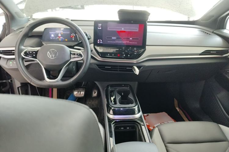 Used Volkswagen ID.4 CROZZ 2021 Long-Range PRO Two-Wheel Drive Version Center Console