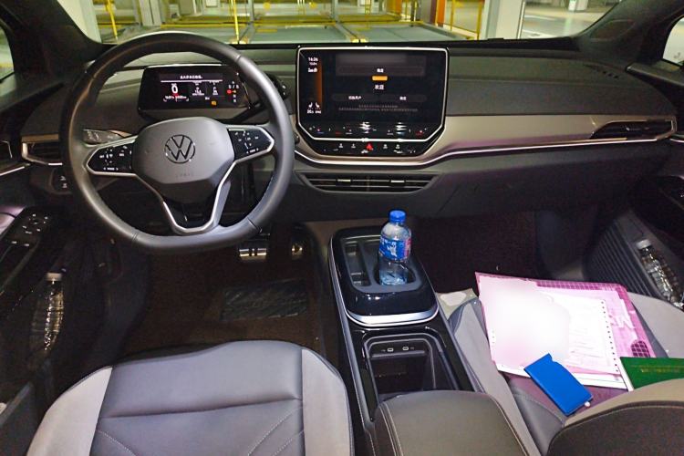 Used Volkswagen ID.4 CROZZ 2021 Long-Range Lite PRO Two-Wheel Drive Version Center Console
