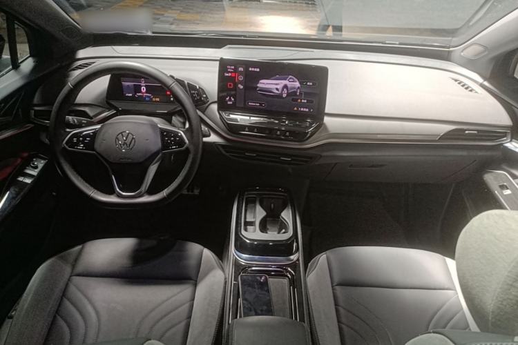 Used Volkswagen ID.4 CROZZ 2021 Long-Range Lite PRO Two-Wheel Drive Version Center Console