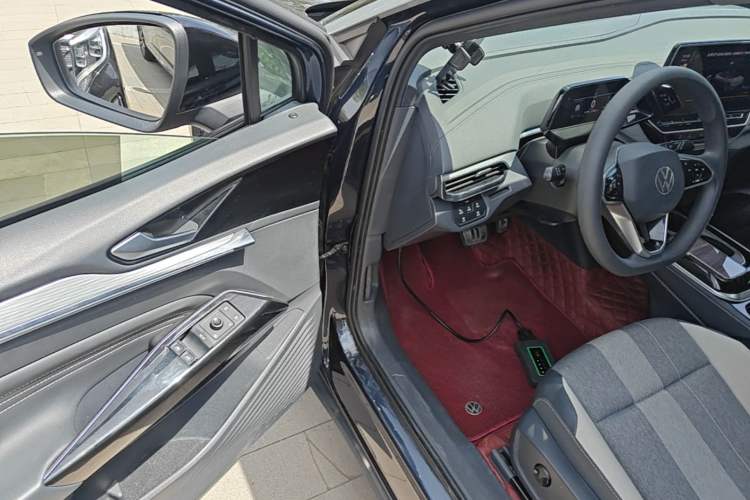 Used Volkswagen ID.4 CROZZ 2021 Standard Range PURE Two-Wheel Drive Version Driver Seat