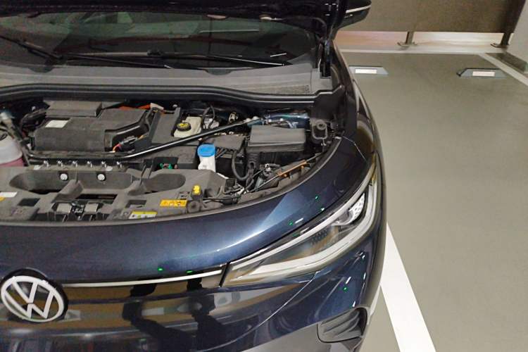 Used Volkswagen ID.4 CROZZ 2021 Long-Range Lite PRO Two-Wheel Drive Version Engine Bay Left