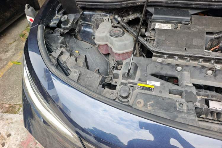 Used Volkswagen ID.4 CROZZ 2021 Yeyue First-Edition Two-Wheel-Drive Version Engine Bay Right