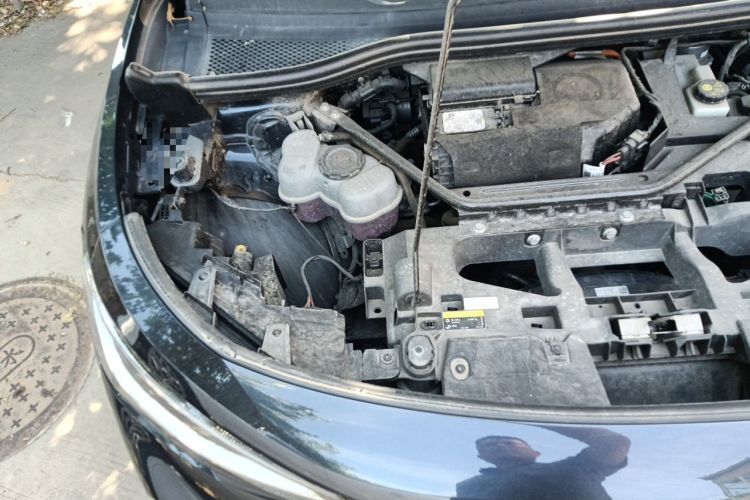 Used Volkswagen ID.4 CROZZ 2021 Long-Range Lite PRO Two-Wheel Drive Version Engine Bay Right