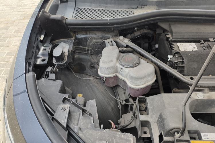 Used Volkswagen ID.4 CROZZ 2021 Long-Range Lite PRO Two-Wheel Drive Version Engine Bay Right