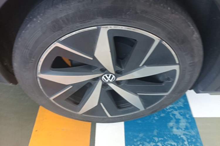 Used Volkswagen ID.4 CROZZ 2021 Long-Range PURE+ Two-Wheel Drive Version Exterior 5
