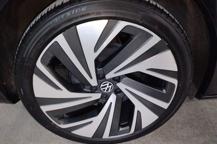 Used Volkswagen ID.4 CROZZ 2021 High-Performance PRIME Four-Wheel Drive Version Exterior 5