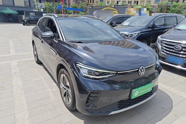 Used Volkswagen ID.4 CROZZ 2021 Standard Range PURE Two-Wheel Drive Version Front Right 45 Deg
