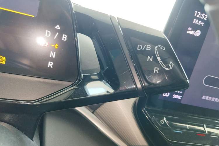 Used Volkswagen ID.4 CROZZ 2021 Long-Range PRO Two-Wheel Drive Version Gear Lever