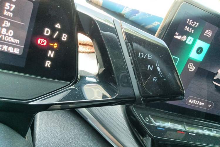 Used Volkswagen ID.4 CROZZ 2021 Long-Range Lite PRO Two-Wheel Drive Version Gear Lever