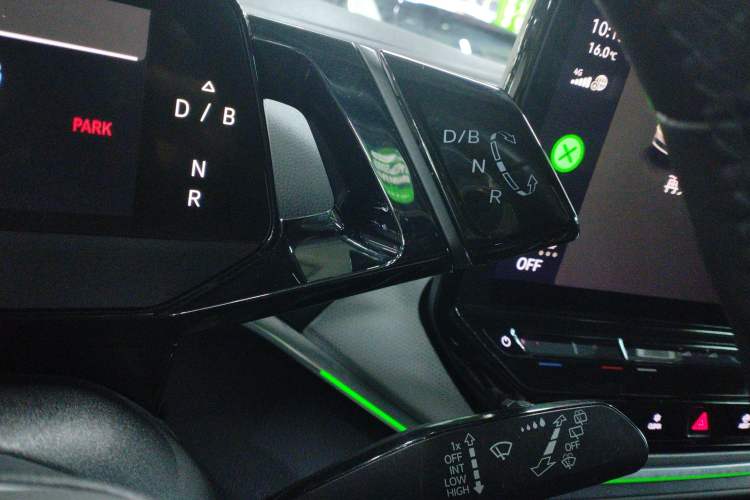 Used Volkswagen ID.4 CROZZ 2021 High-Performance PRIME Four-Wheel Drive Version Gear Lever