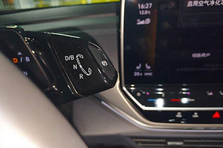Used Volkswagen ID.4 CROZZ 2021 Long-Range Lite PRO Two-Wheel Drive Version Gear Lever