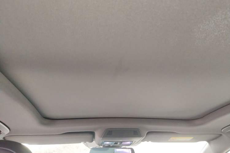 Used Volkswagen ID.4 CROZZ 2021 Long-Range PRO Two-Wheel Drive Version Headliner