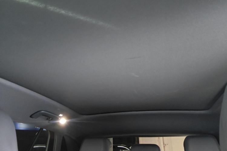 Used Volkswagen ID.4 CROZZ 2021 Long-Range Lite PRO Two-Wheel Drive Version Headliner