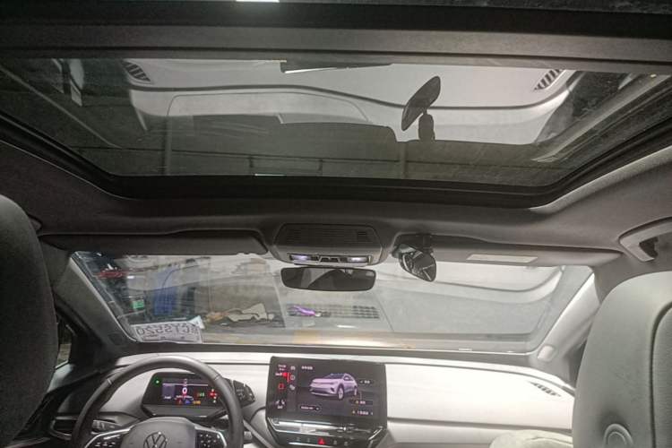 Used Volkswagen ID.4 CROZZ 2021 Long-Range Lite PRO Two-Wheel Drive Version Headliner