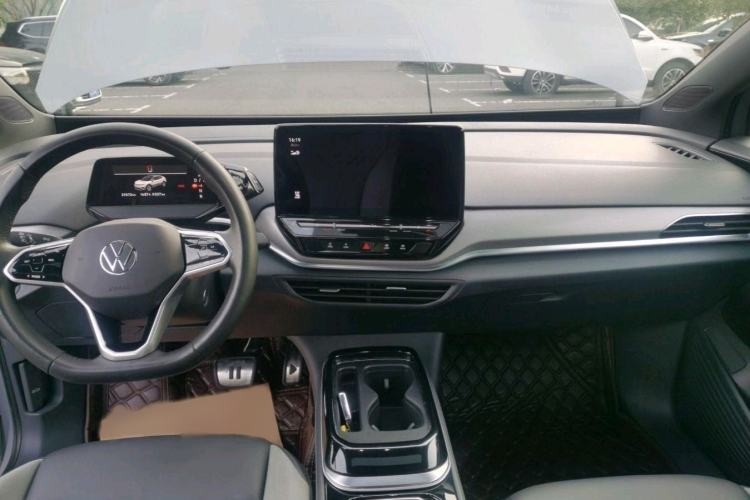 Used Volkswagen ID.4 CROZZ 2021 Long-Range PRO Two-Wheel Drive Version Interior 1