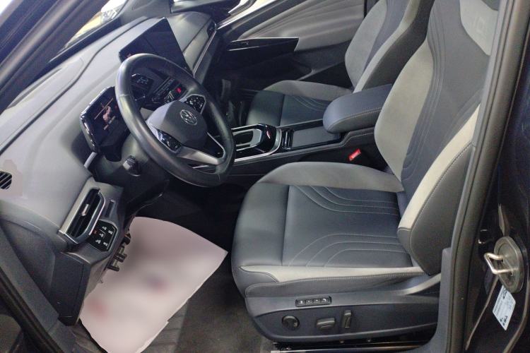 Used Volkswagen ID.4 CROZZ 2021 Long-Range Lite PRO Two-Wheel Drive Version Left Front Seat