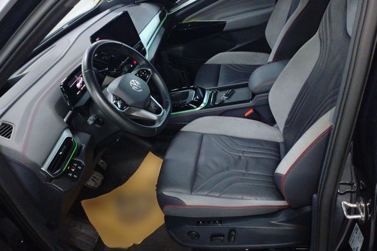 Used Volkswagen ID.4 CROZZ 2021 High-Performance PRIME Four-Wheel Drive Version Left Front Seat